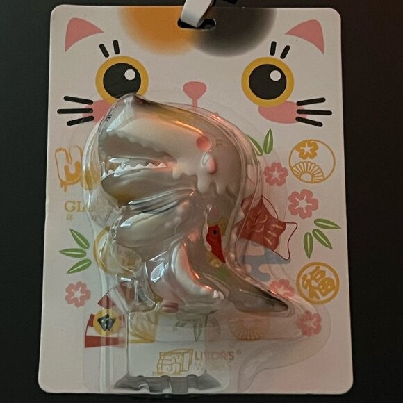 Rare NWT UMASOU! Lucky Cat Dinosaur Girl With Lanyard - Picture 9 of 10